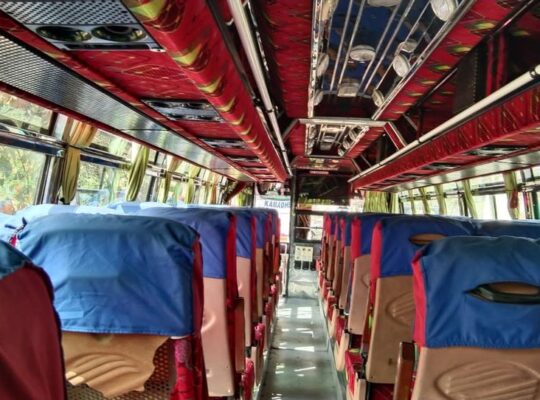 ASHOK LEYLAND PRAKASH BODY 50 SEATER CENTER DOOR