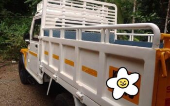 2000 MAHINDRA PICK UP 4*4