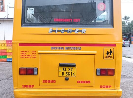 Eicher Schoolbus