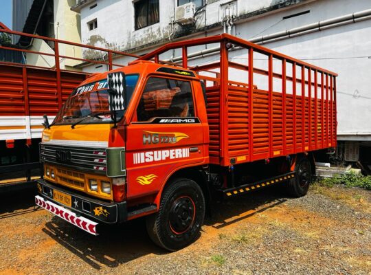 2017 Model Swaraj Mazda High Tech Body.