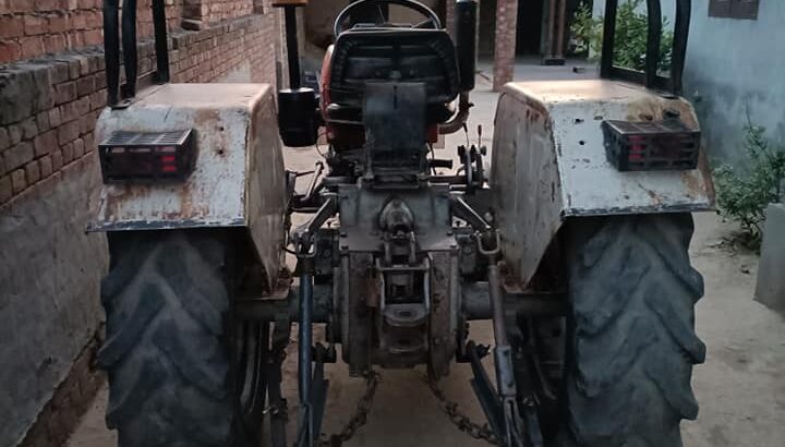 Tractor for sale swaraj 855