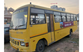 Mahindra School bus