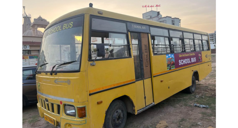 Mahindra School bus