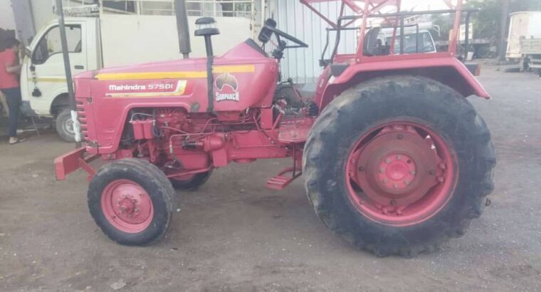 Mahindra 575 Tractor